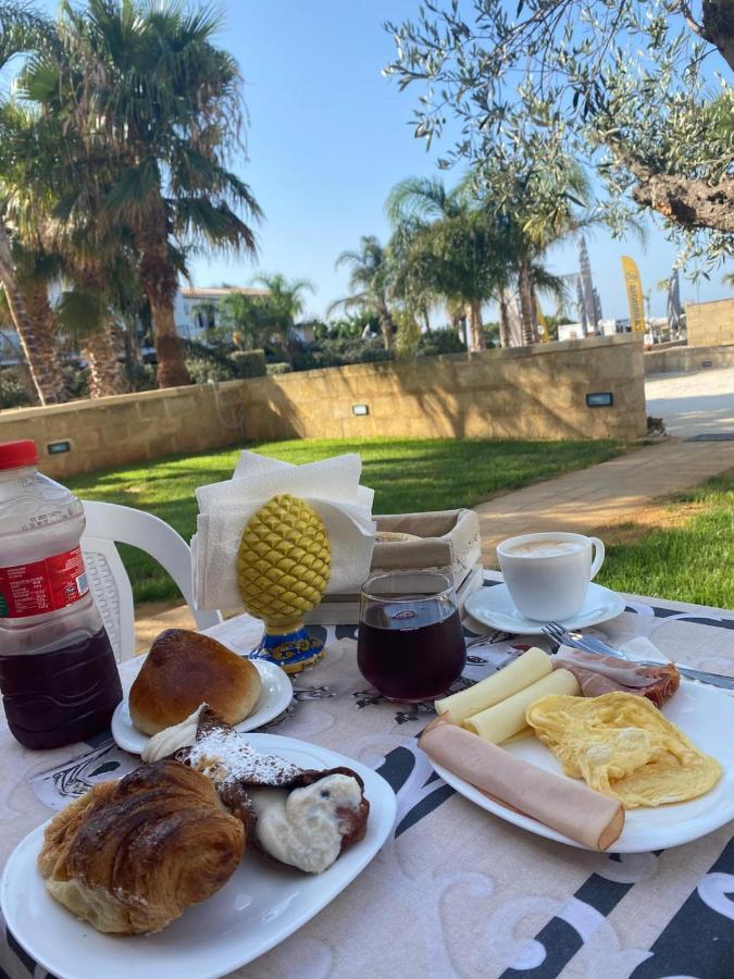 Lo Scorcio Sullo Stagnone Hotel Marsala Luaran gambar